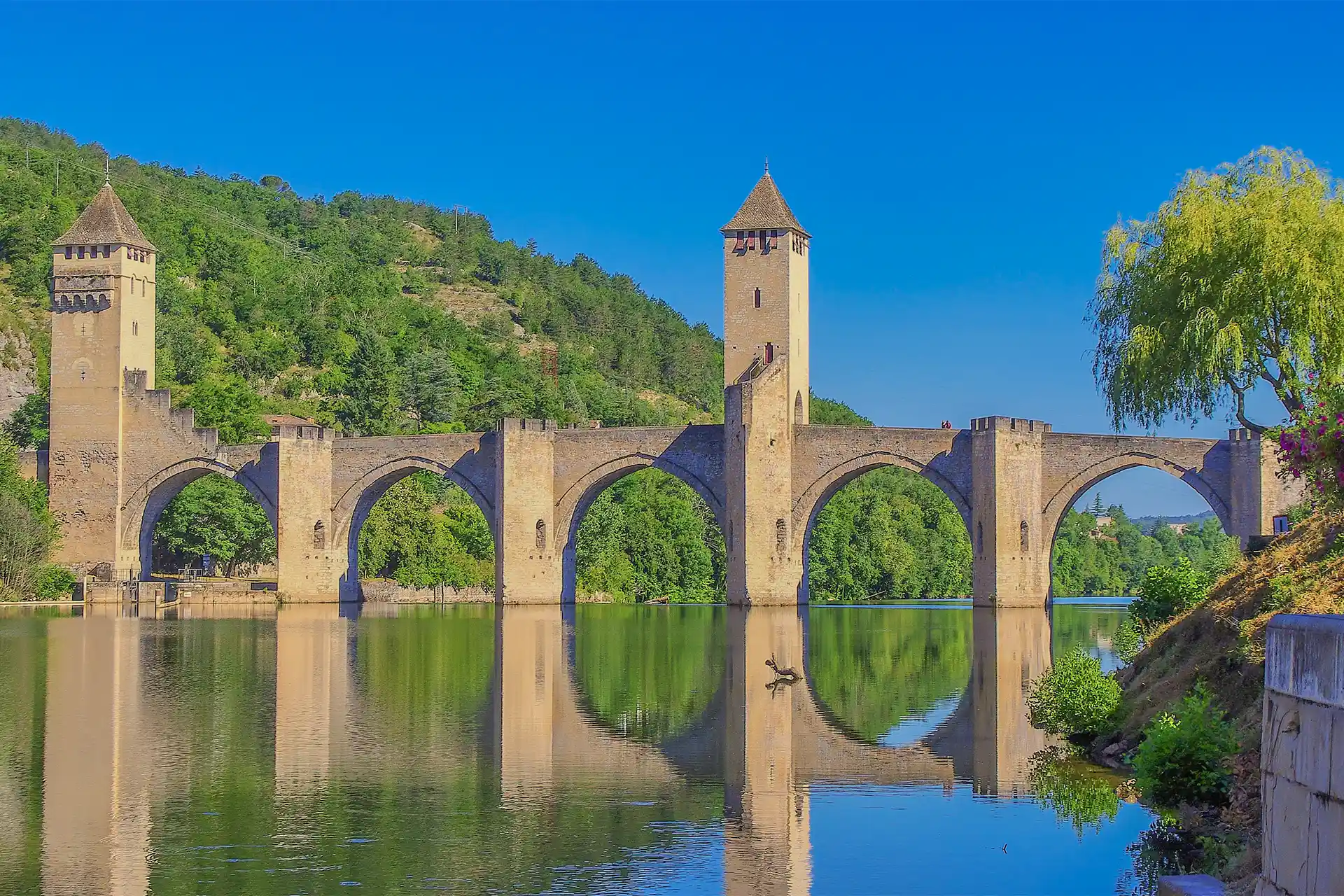 walks in cahors and the lot valley