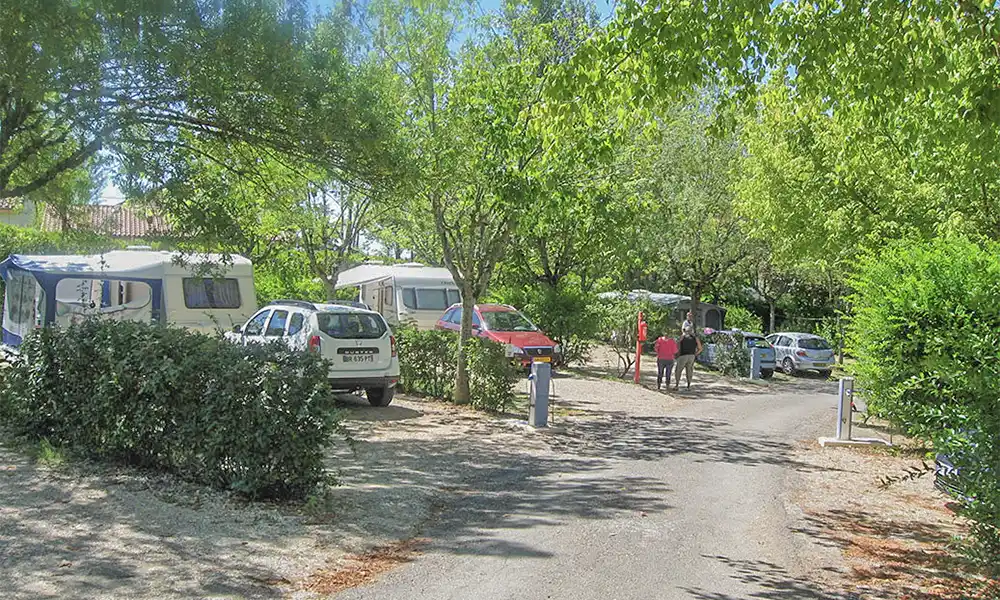 camping a petit prix dans le tarn et garonne