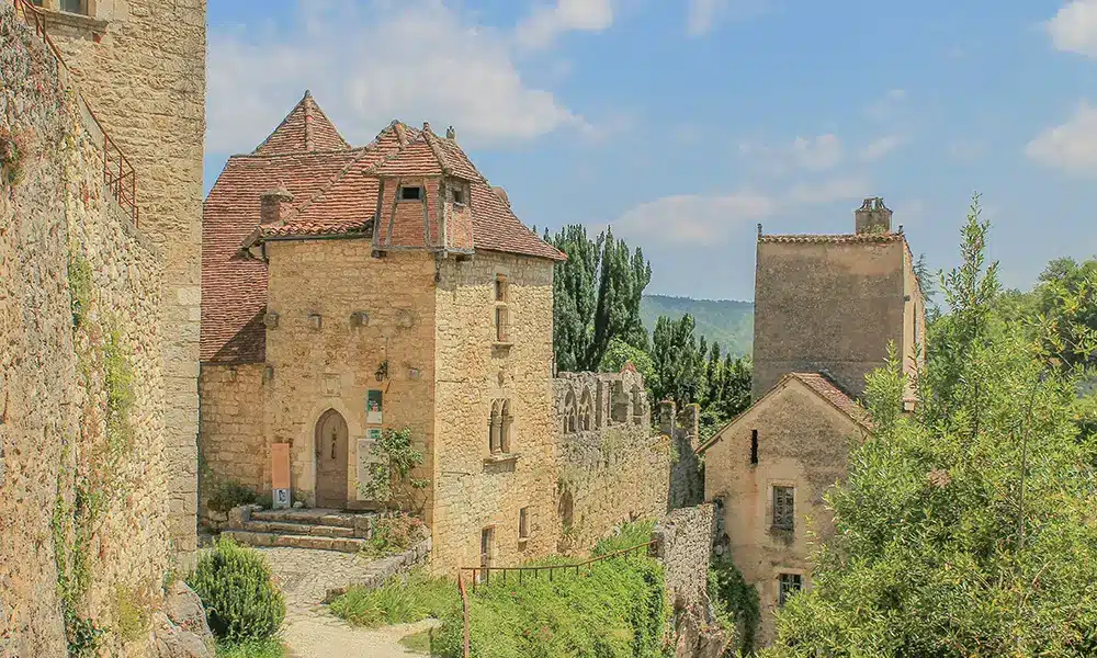 saint cirq lapopie historical heritage