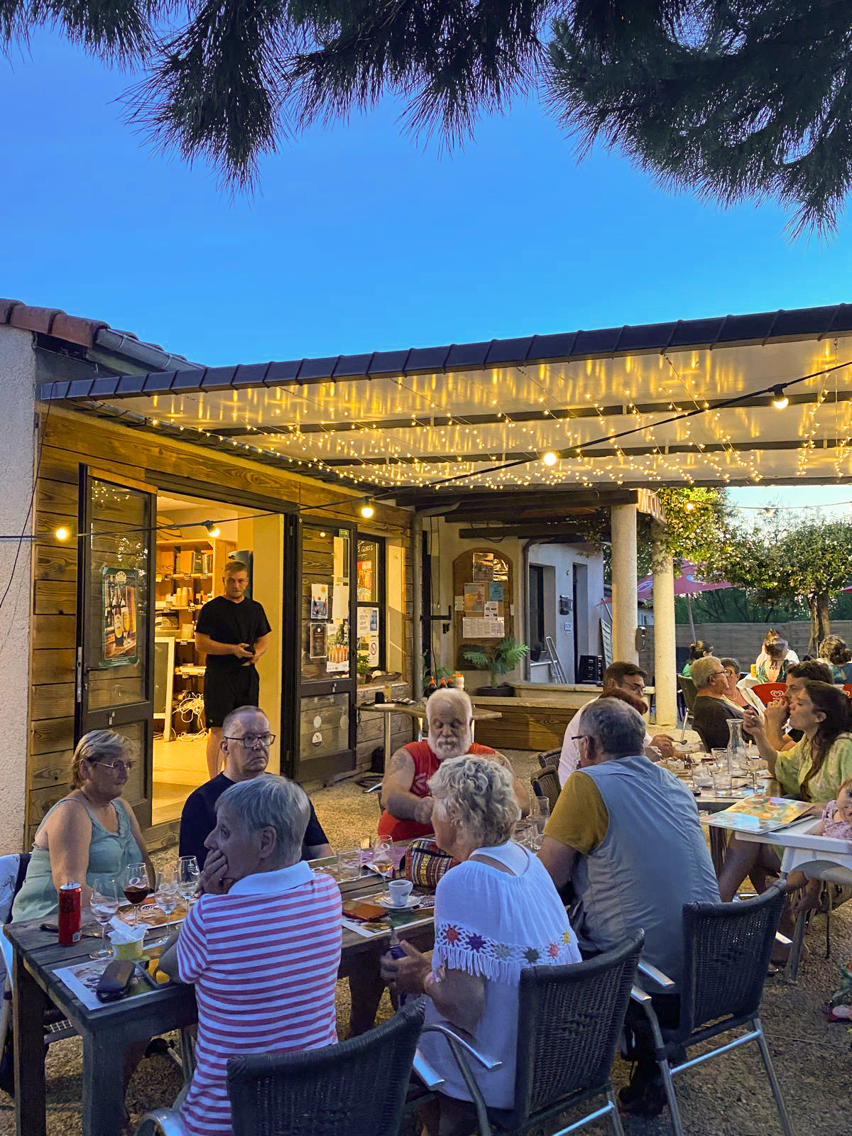 Restaurant du camping le faillal de nuit